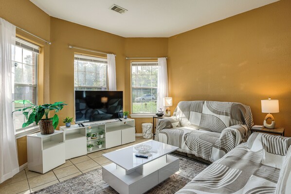 House (4 Bedrooms) | Interior - 11 Mi to Dtwn Houston: Pet-friendly Home w/ Yard! (Houston)