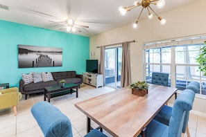 Apartment (4 Bedrooms) | Interior - Resort Amenities, Screened Lanai: Kissimmee Escape (Kissimmee)