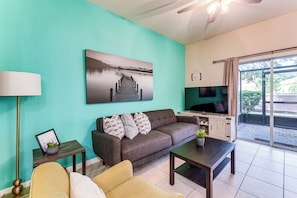 Apartment (4 Bedrooms) | Interior - Resort Amenities, Screened Lanai: Kissimmee Escape (Kissimmee)
