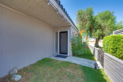 Mtn Views & Outdoor Space: Palm Springs Retreat!