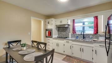 Rumah (3 Bedrooms) | Interior