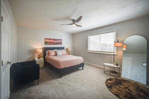 Apartment (2 Bedrooms) | Interior - Easy Beach Access: Duplex 1/2 Mi to Chesapeake Bay (Norfolk)