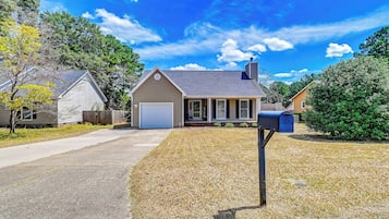 Huis (3 Bedrooms) | Voorkant van accommodatie