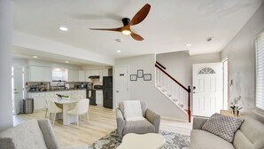 อพาร์ทเมนท์ (2 Bedrooms) |  ภายใน