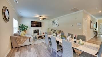Rumah (4 Bedrooms) | Interior