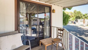 Interior - Pool & Hot Springs Access: Desert Oasis w/ Patio (Desert Hot Springs)