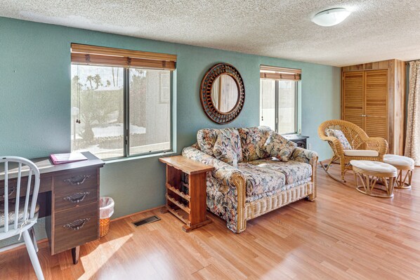 المنشأة من الداخل