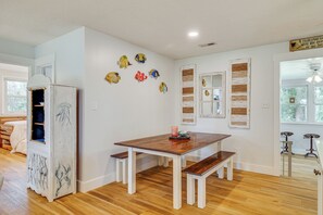 Cottage (3 Bedrooms) | Interior