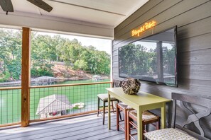 House (3 Bedrooms) | Interior - Lakefront Fun Near Clemson! Retreat w/ Pool Access (Seneca)