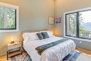 House (1 Bedroom) | Interior