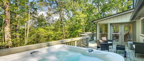 House (3 Bedrooms) | Depan hartanah