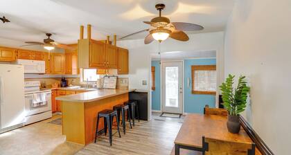 Steps to Lake Erie! Cedar Point Home Base w/ Deck