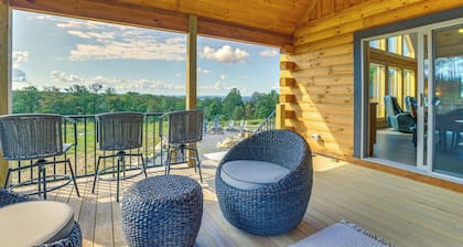 Mtn Cabin w/ Hot Tub + Game Room in Mchenry