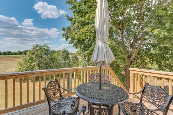 Apartment (3 Bedrooms) | Front of property