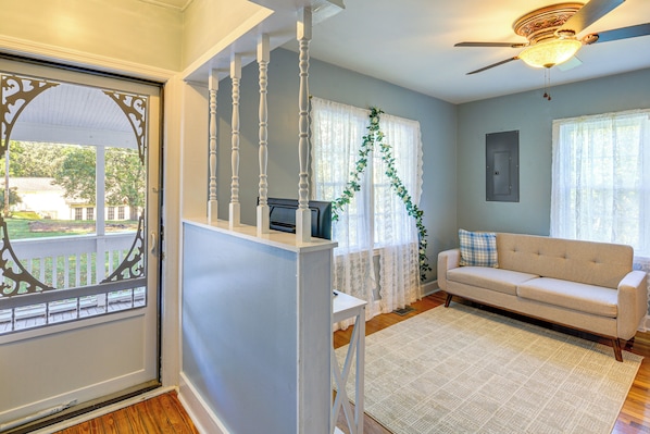 House (1 Bedroom) | Interior