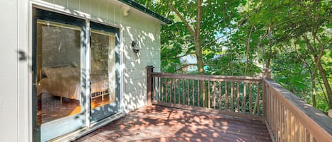 House (1 Bedroom) | Interior