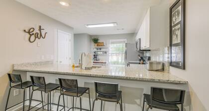 2 Mi to Tiger Territory! Condo w/ Community Pool