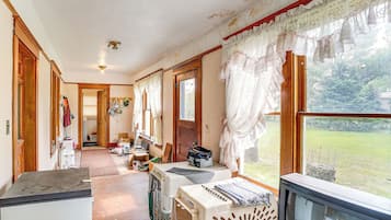 Talo (5 Bedrooms) | Sisätilat