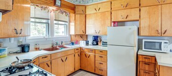Cozy Rural Hideaway in Mcintosh County!