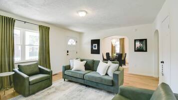 House (3 Bedrooms) | Bahagian dalam