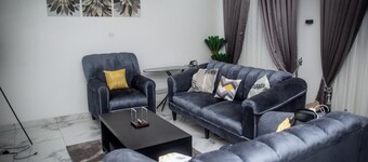 2BR Apartments Near KNUST (Kumasi)