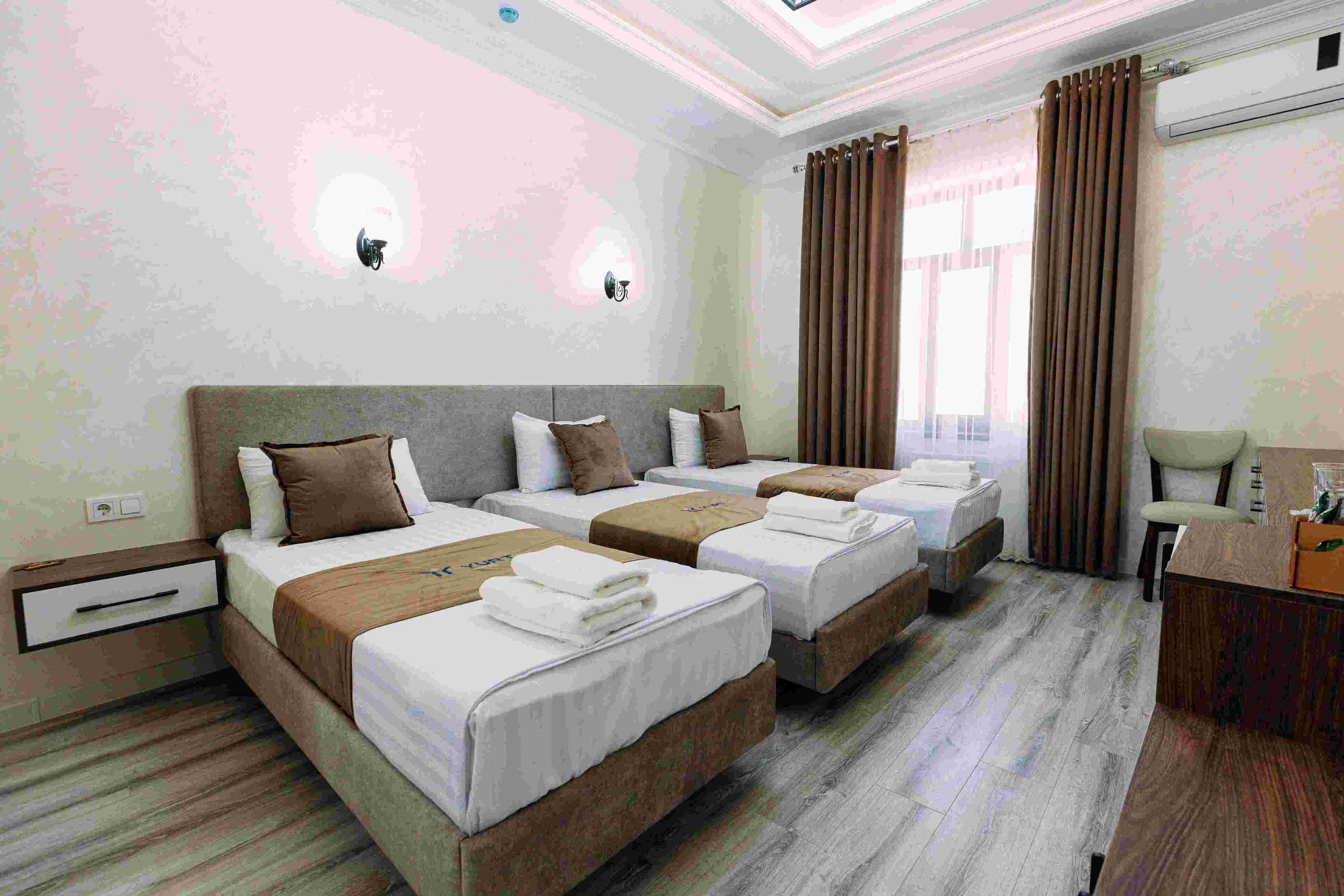 Coffres-forts dans les chambres, bureau