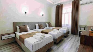 Coffres-forts dans les chambres, bureau