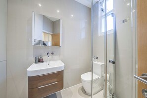 Haartrockner, Handtücher