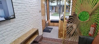 Hayatt Regency Suites