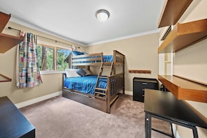 3 عدّة غرف نوم ومكتب وواي فاي وملاءات أسرّة