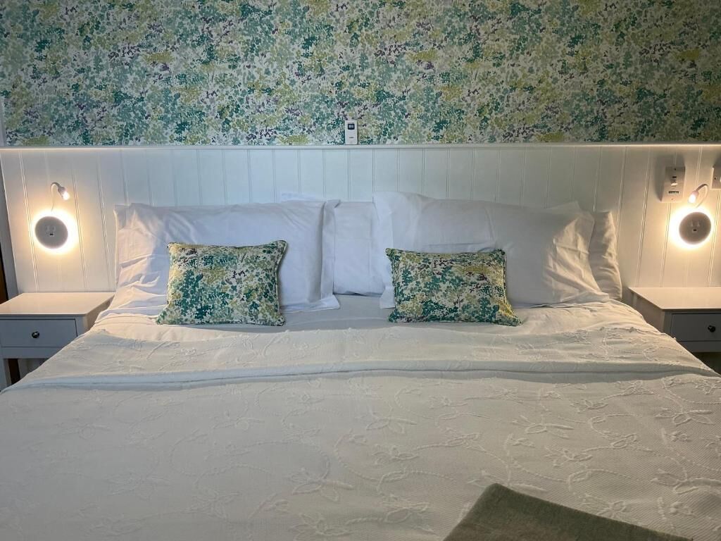 Blackout drapes, iron/ironing board, free WiFi