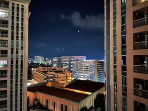 Exterior - PREMIUM 1BR Venice Canal Mall, Pool, Gym, Sauna & 5G Wi-Fi, Ste 16 (Taguig)