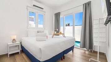 3 slaapkamers, een strijkplank/strijkijzer, reisbedje, gratis wifi