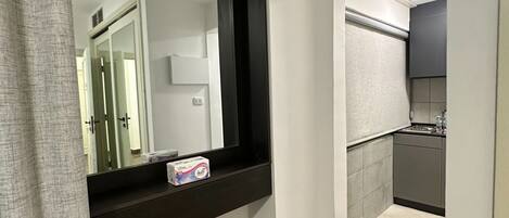 Apartment, 1 Bedroom, Accessible, Smoking | Interior