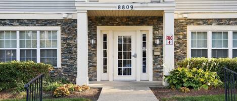 Condo, 2 quartos | Detalhe da fachada