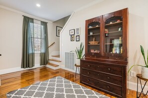 House, 4 Bedrooms | Interior