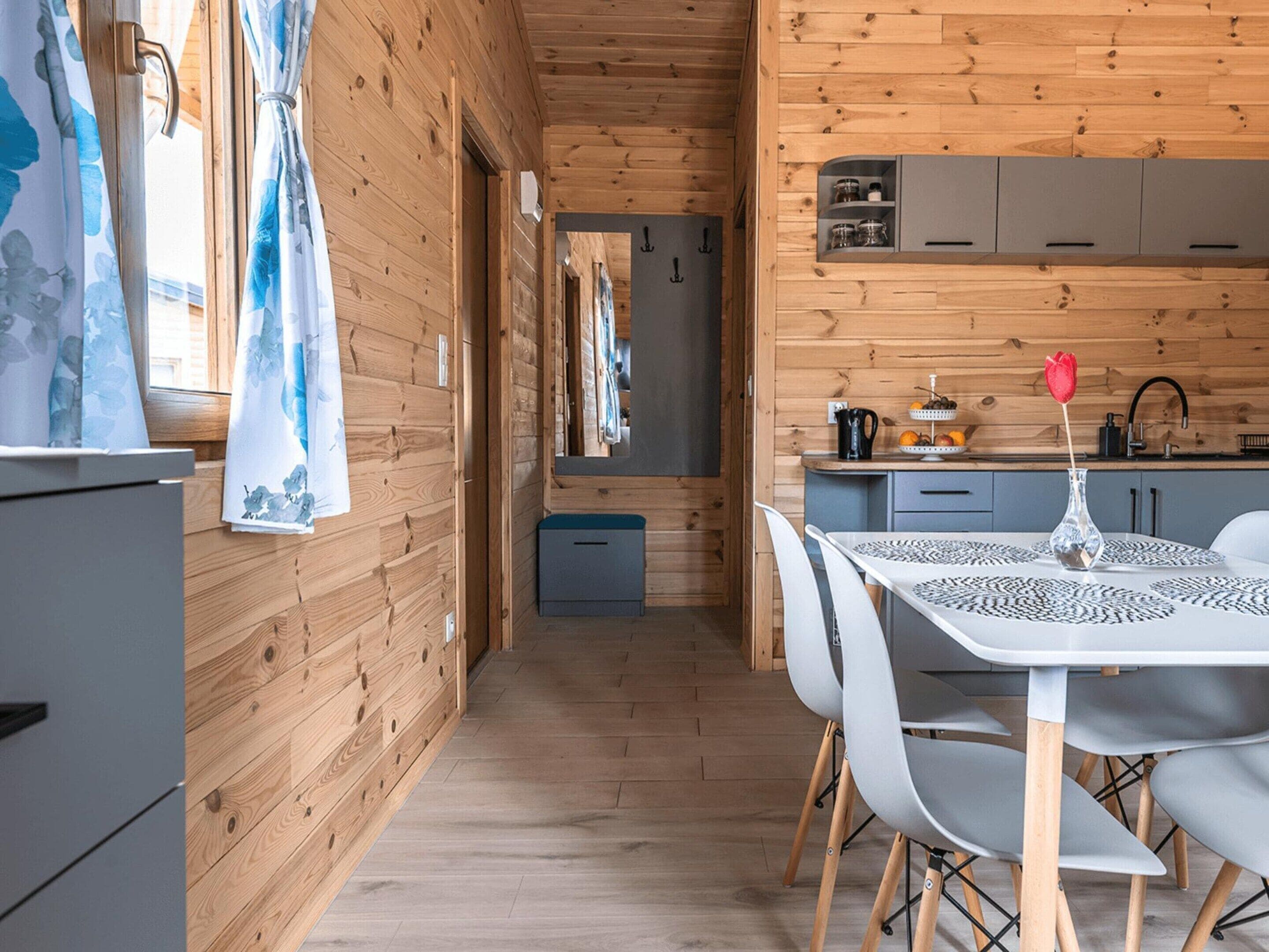 House | Dining