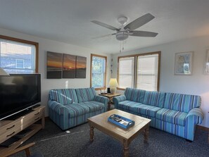 Cottage, 4 phòng ngủ | Khu phòng khách