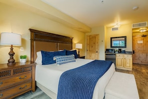 Condo, 1 Bedroom