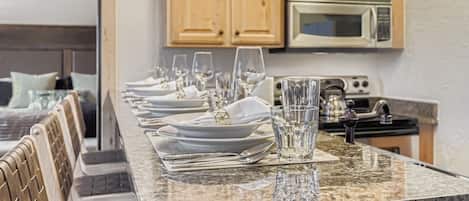 Condo, 1 Bedroom | Private kitchen