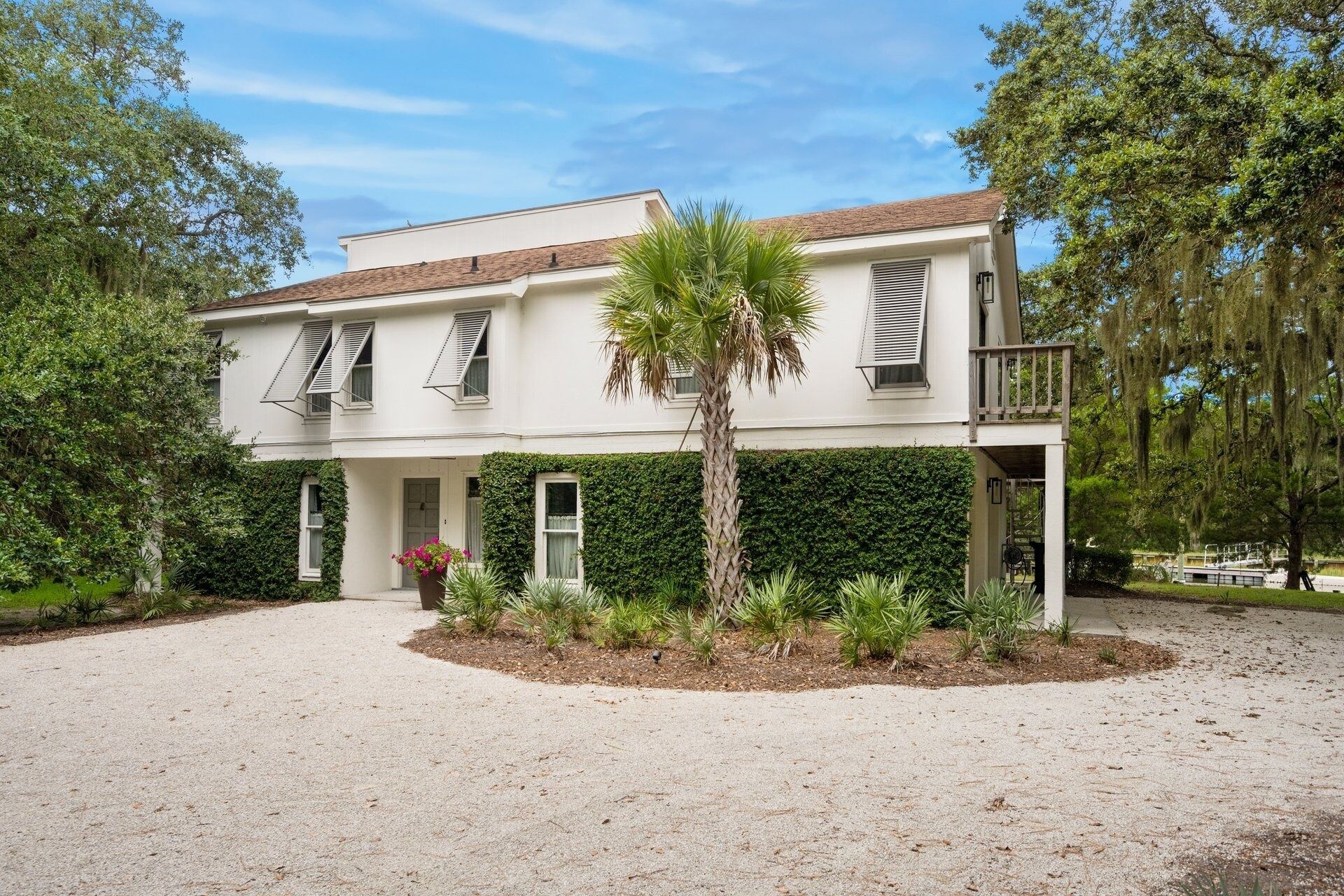 House, 4 Bedrooms | Exterior