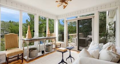 Sunny Pointe 4 Bedroom Home