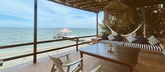 w Stunning 6BR Beachfront Villa in Rosario