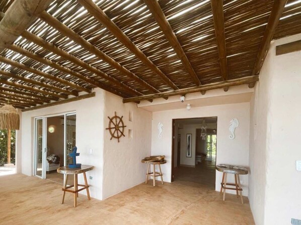 6 bedrooms, Internet