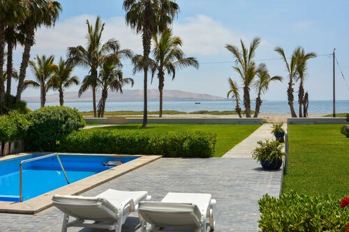 w Modern 5BR With Private Pool in Paracas