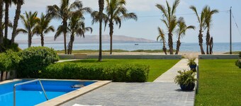 w Modern 5BR With Private Pool in Paracas