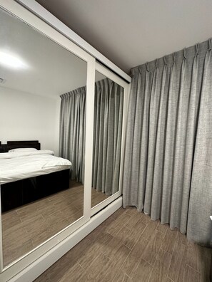 Apartment, 1 Bedroom, Accessible, Smoking