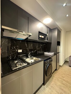 Appartement, 1 chambre, accessible aux personnes à mobilité réduite, fumeur | Cuisine privée
