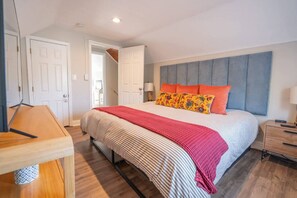 5 bedrooms, iron/ironing board, WiFi, bed sheets