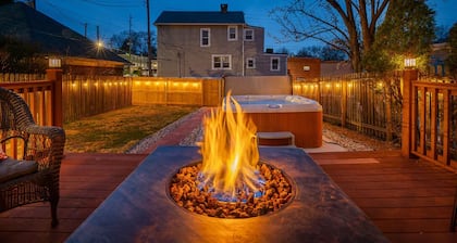 The Reserve ~ 5BR Fun! Hot Tub, Fire Pit, Deck, Walkable To Bardstown Rd